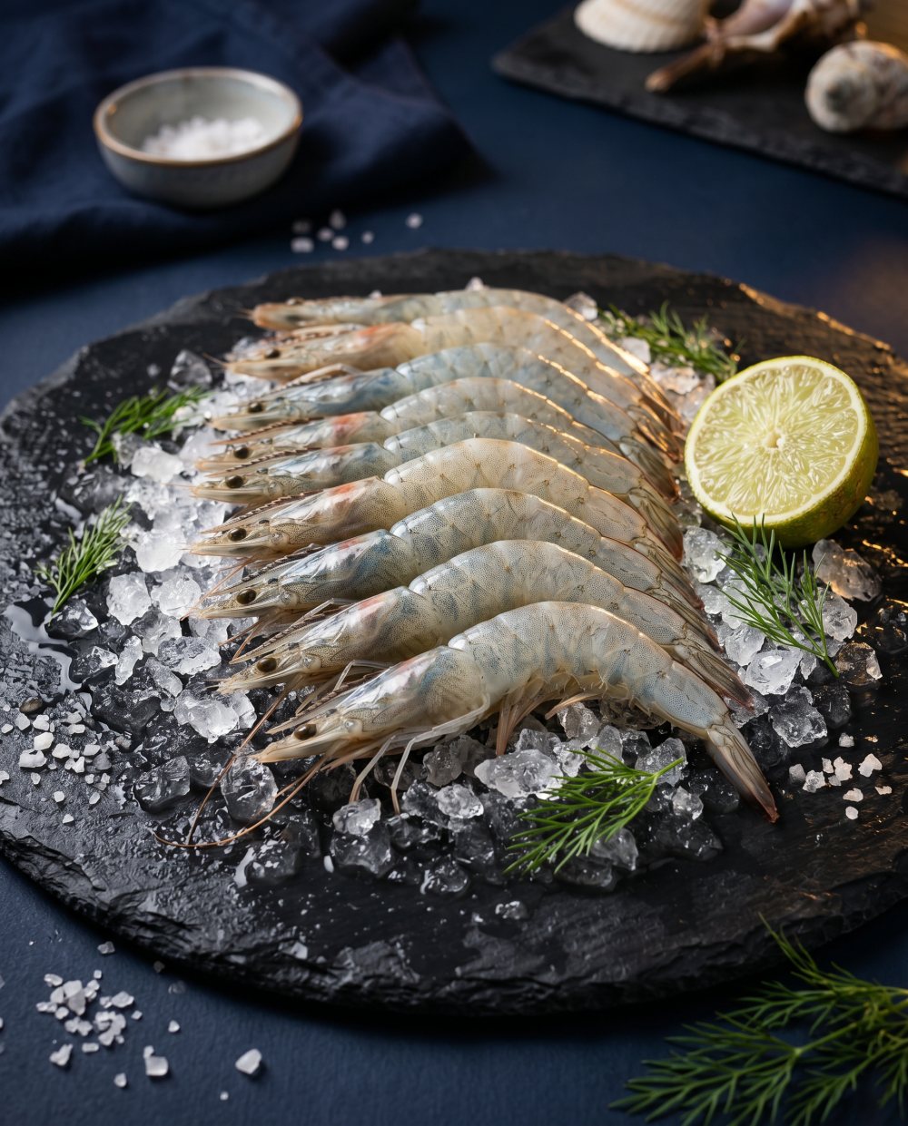 Premium export-quality raw shrimp on crushed ice